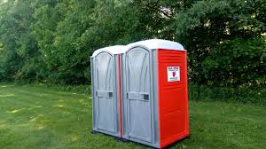 Best VIP or Luxury Restroom Trailers  in Shiner, TX